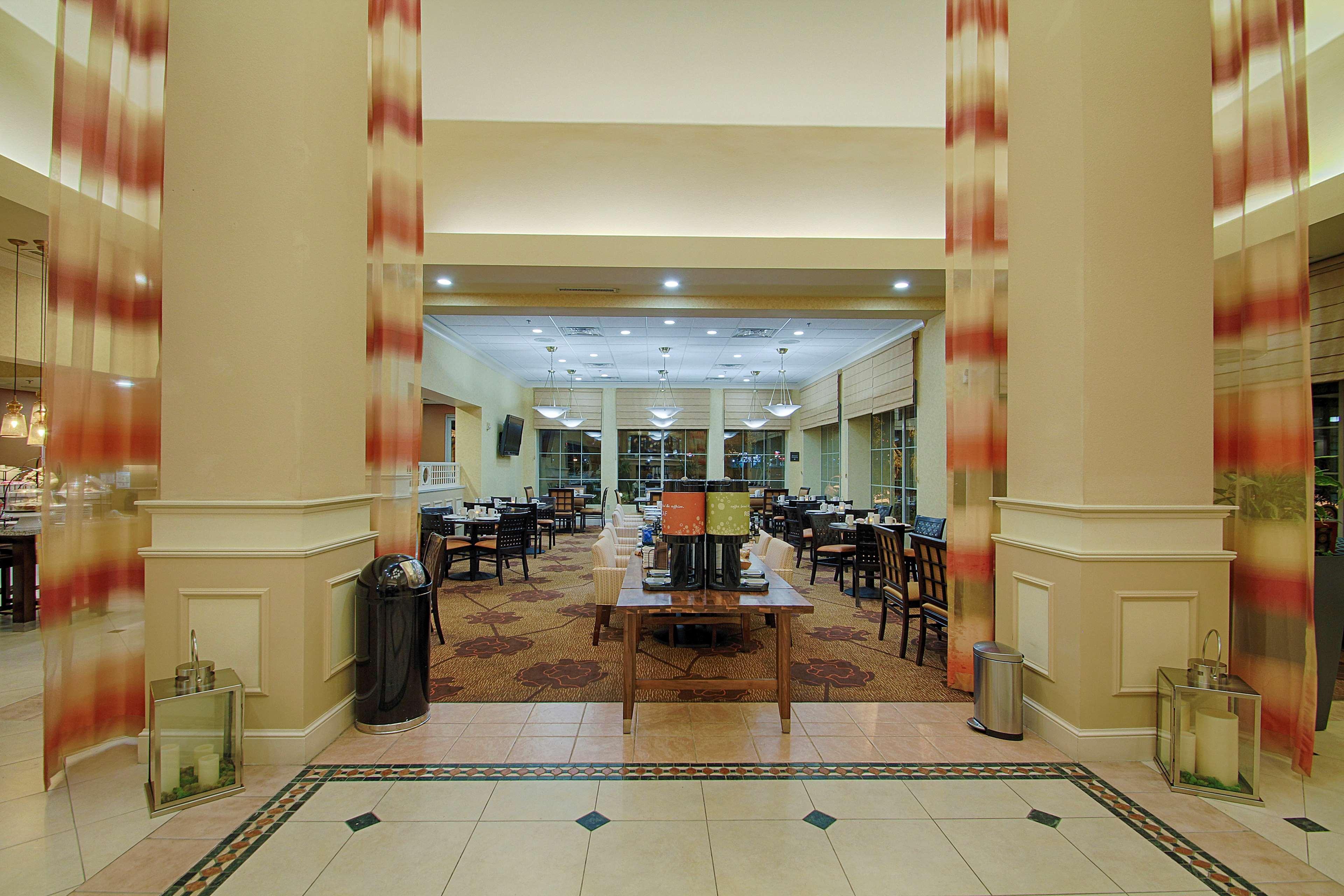 Hilton Garden Inn Las Vegas Strip South Exterior photo